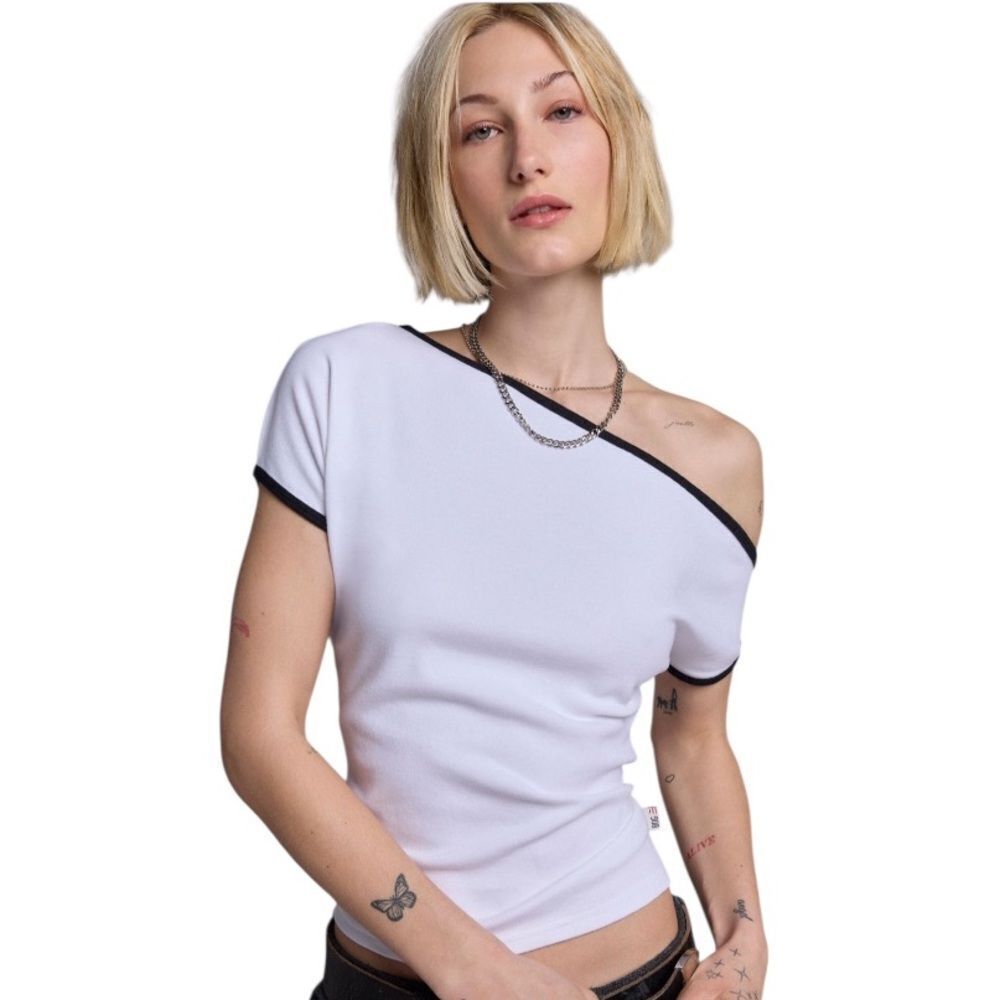 BDG | Sarah Off-Shoulder White and Black Trim Crop Top